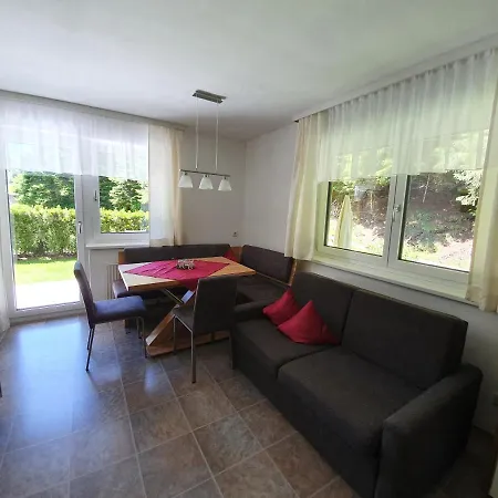 Haus Bergheimat Apartment St. Leonhard im Pitztal