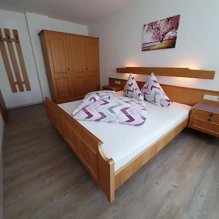 Haus Bergheimat St. Leonhard im Pitztal